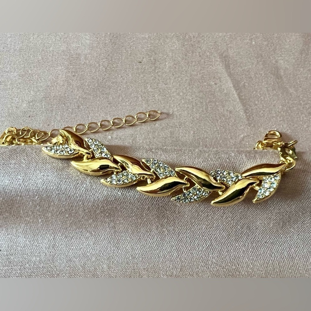 Beautiful Bracelet!  8” BN! - Picture 2 of 2